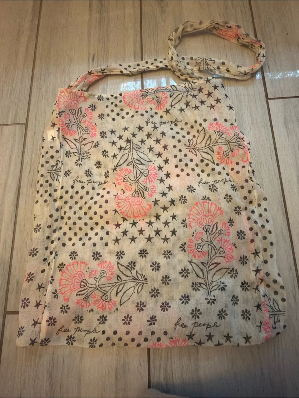 (2) Free People Tote Bag Lightweight Boho Floral stars movement
